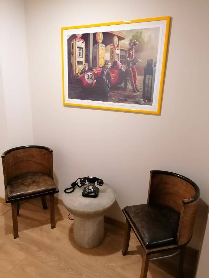 Ferrari Formula 1 Hotel Orio al Serio Ngoại thất bức ảnh